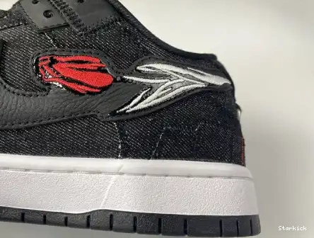 Youth Nike Wasted Low DD8386-001 SB Dunk - 0706